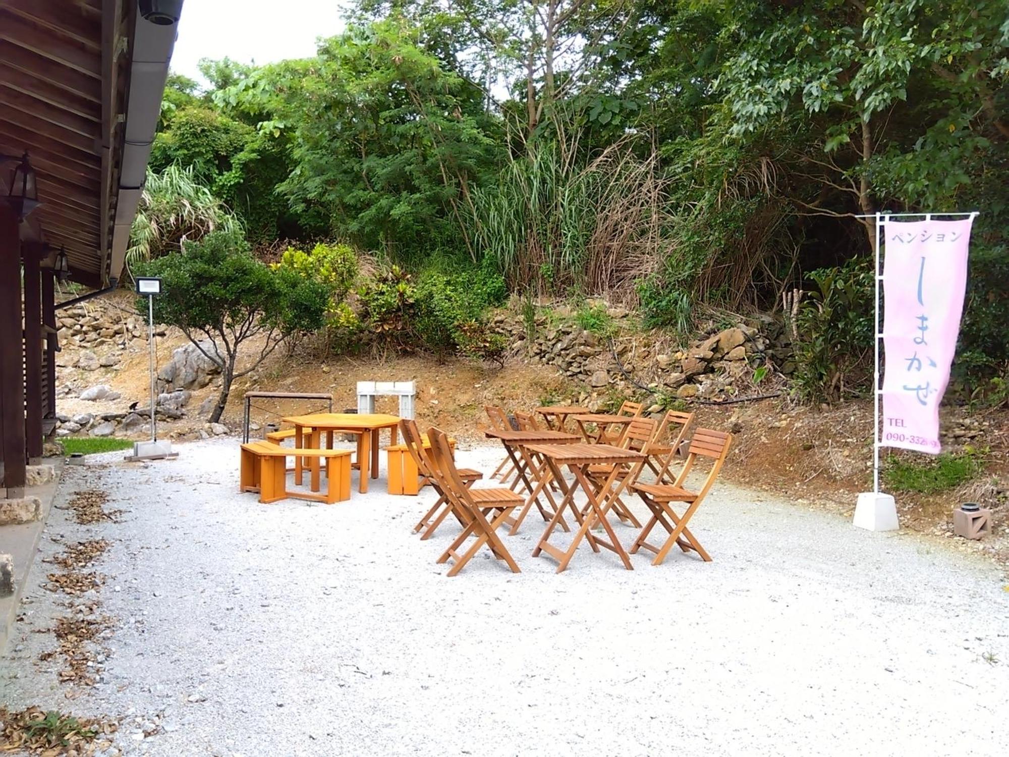 Ｐｅｎｓｉｏｎ　Ｓｈｉｍａｋａｚｅ Hotel Motobu Buitenkant foto